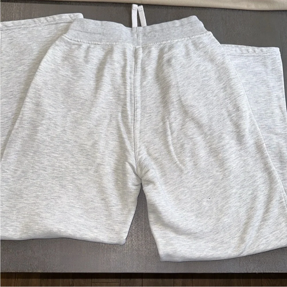 *SOLD*Oner Active All Day Straight Leg Sweatpants in Light Gray Marl - Picture 3 of 5